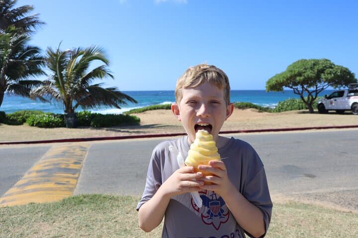 South East Oahu Adventure: Surf, Hikes & Hidden Beaches with a Local Guide photo 5
