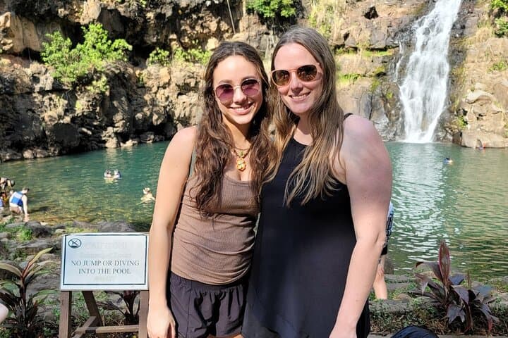 Circle-Island Oahu Tour: Byodo-In Temple & Waimea Waterfall Swim photo 3