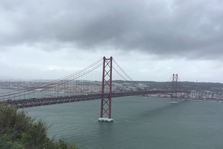 Private Arrábida & Sesimbra Day Trip from Lisbon — Beaches, Cliffs and Local Seafood photo 3