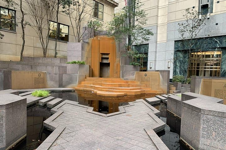 Explore Uptown Charlotte: Self-Guided Audio Walking Tour of Queen City photo 4