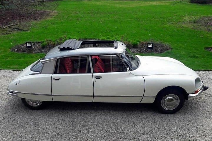 Paris Vintage Citroën DS Tour: 2‑Hour Open‑Roof City Experience photo 3