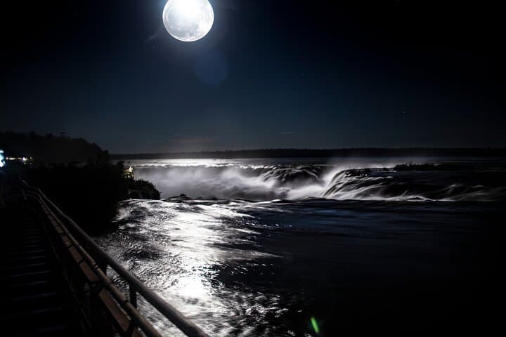 Full-Moon Trek at Iguazu Falls: Devil's Throat Night Tour