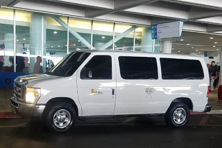 Private Airport Transfer from LAX to Garden Groove — Fast, Door-to-Door Ride photo 5