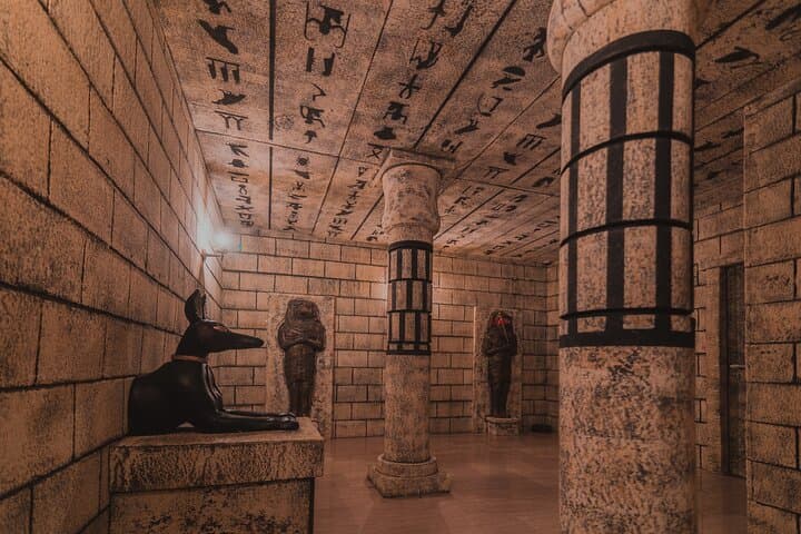 Escape Tutankhamun's Tomb: Private Live Escape Room in Berlin
