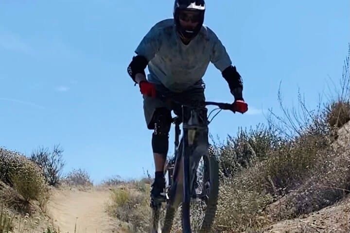 El Prieto Downhill Electric Mountain Bike Tour — Intermediate Singletrack in La Cañada Flintridge photo 4