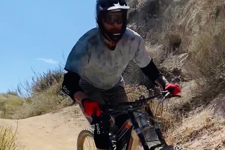 El Prieto Downhill Electric Mountain Bike Tour — Intermediate Singletrack in La Cañada Flintridge photo 5