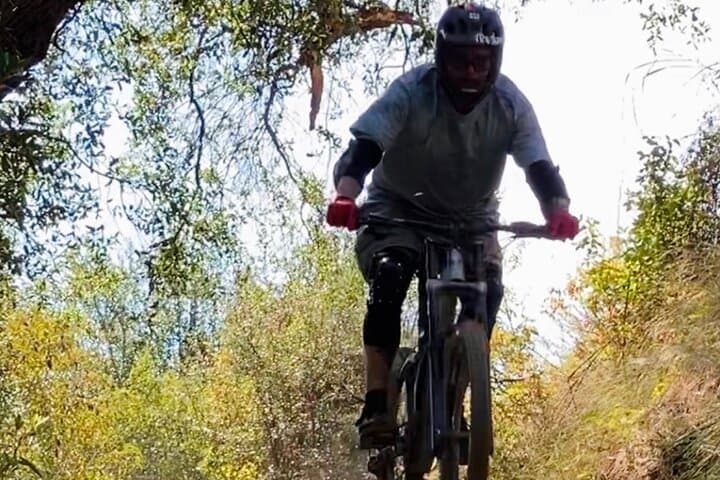 El Prieto Downhill Electric Mountain Bike Tour — Intermediate Singletrack in La Cañada Flintridge photo 6