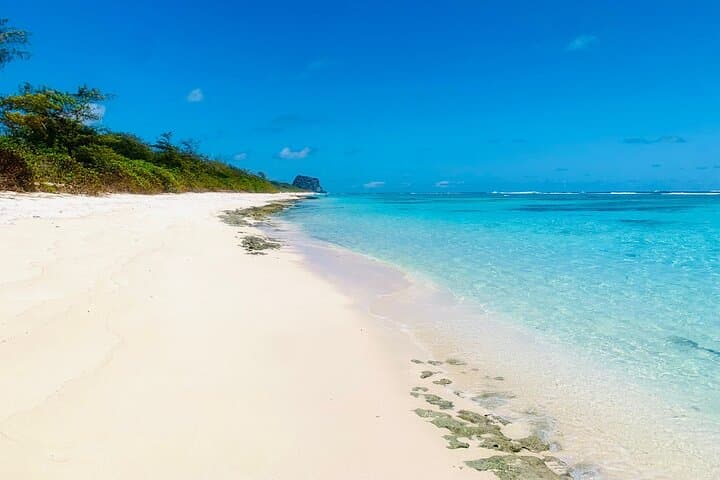 Mauritius in Five Days: Private Island Excursions, Catamaran Cruise & Cultural Highlights photo 3