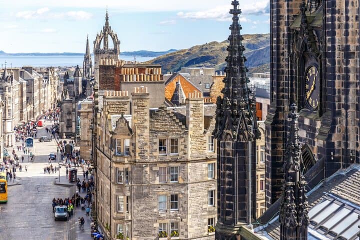Gothic Edinburgh: Self-Guided Night-Walk Mystery on the Old Town Closes photo 3