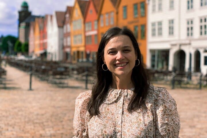 Exploring Bergen on Foot: A Walking Tour of the City’s Past and Present