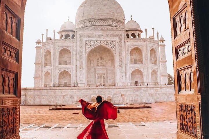 Private 2-Night Taj Mahal & Agra Tour from UAE — Sunrise and Sunset Visits photo 2