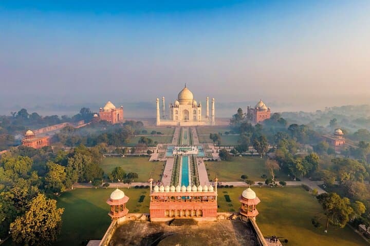 Overnight Taj Mahal Tour from Pune: Sunrise Visit, Agra Fort & Mehtab Bagh photo 2