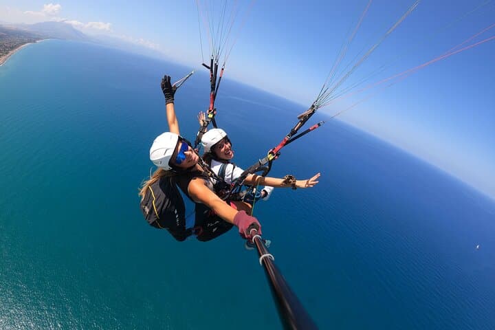 Tandem Paragliding in Taormina: Fly Over Sicily’s Coastal Cliffs photo 6