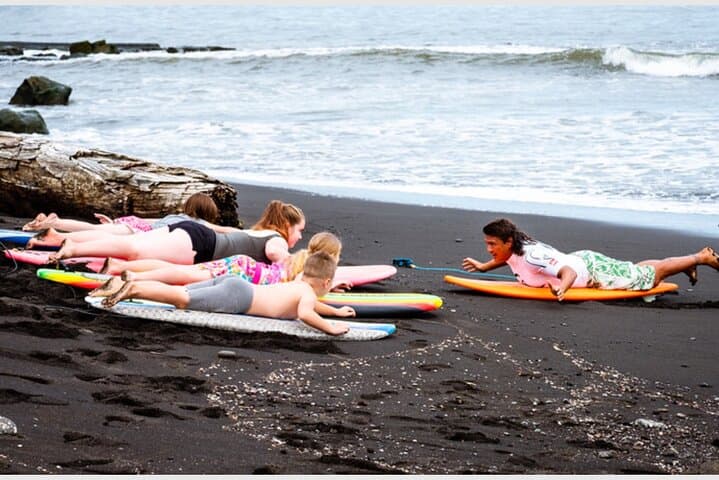 Big Island Surf Lesson from Hilo — Beginner Surfing in Hilo Bay photo 3