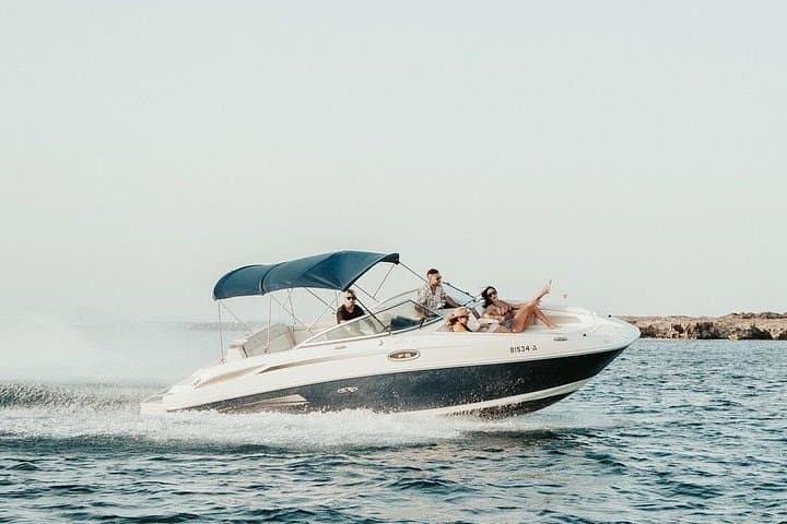 Private Sea Ray Boat Rental from Ibiza to Formentera — Day Trip Guide photo 1