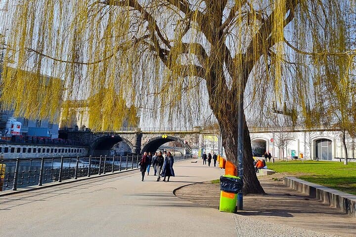 Return to the Future: Ryddle Time-Jump Interactive Walking Tour in Berlin photo 6