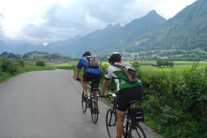 10-Day Switzerland Challenge Bike Tour: Geneva to Romanshorn photo 2