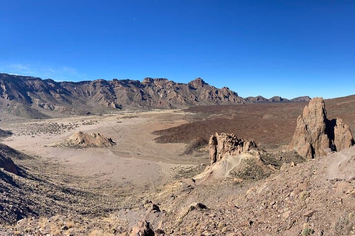 Private Teide National Park Tour from South Tenerife — Mirador Los Poleos to Roque García photo 3