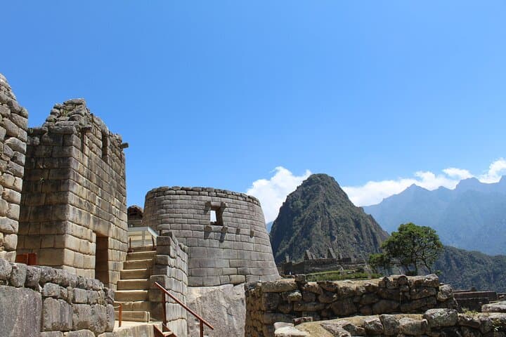 Early-Access Sacred Valley & Machu Picchu 2-Day Train Tour from Cusco