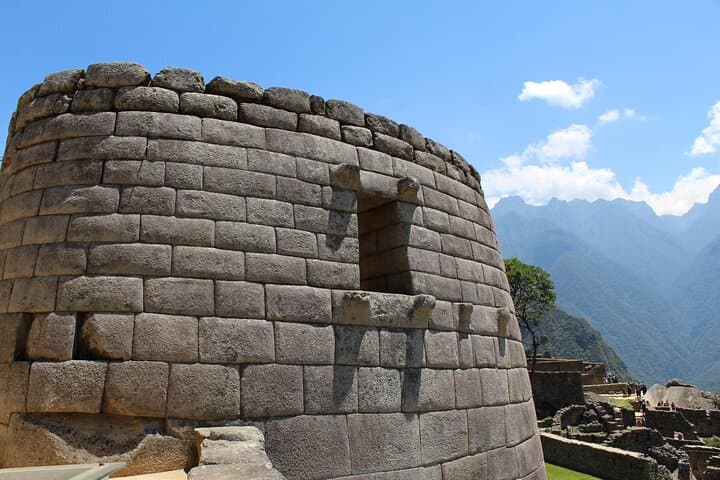 Early-Access Sacred Valley & Machu Picchu 2-Day Train Tour from Cusco photo 3