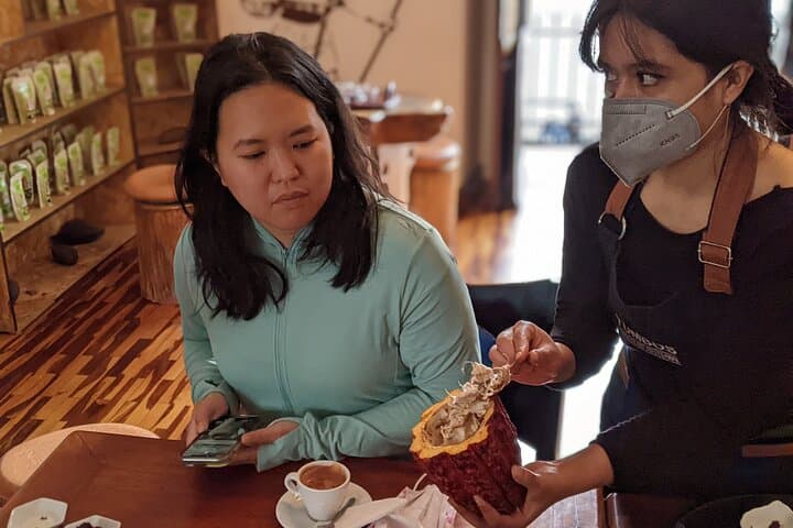 Afternoon Coffee in Quito: Foodie Walking Tour & Empanada Class photo 3