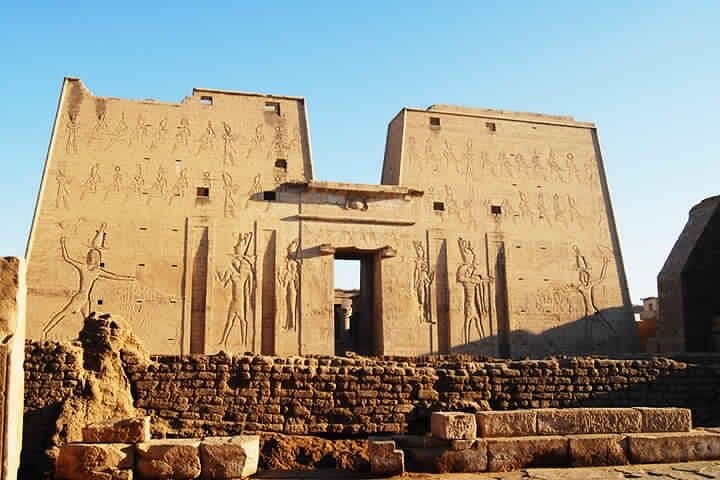 Aswan to Luxor Nile Cruise — 4 Days Sailing Ancient Egypt’s River photo 5