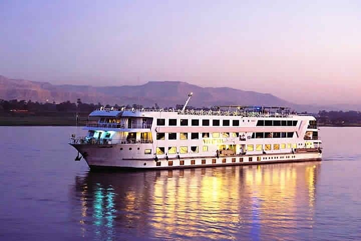 Nile Cruise from Luxor: 4-Night Luxor to Aswan Cruise with Temple Excursions