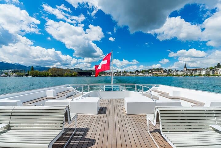 Lucerne Day Trip from Zurich — Lake Lucerne Cruise & City Highlights photo 1