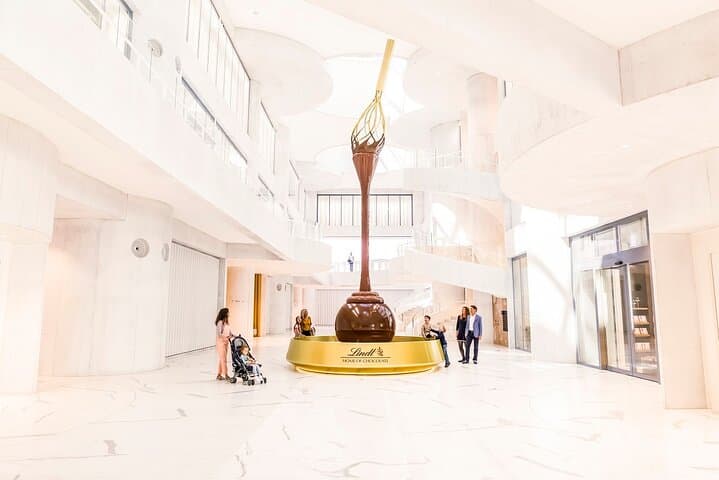 Zurich Culinary Tour: Lindt Shop, Felsenegg Cable Car & Authentic Cheese Fondue photo 3