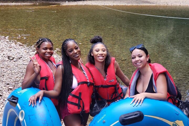 Float Belize’s Cave Rivers and Meet Howler Monkeys — Private Combo Tour with Lunch photo 2