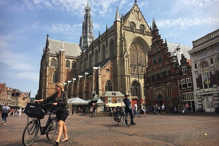 Haarlem to the North Sea: Coastal Dunes Bike Tour & National Park Picnic photo 2