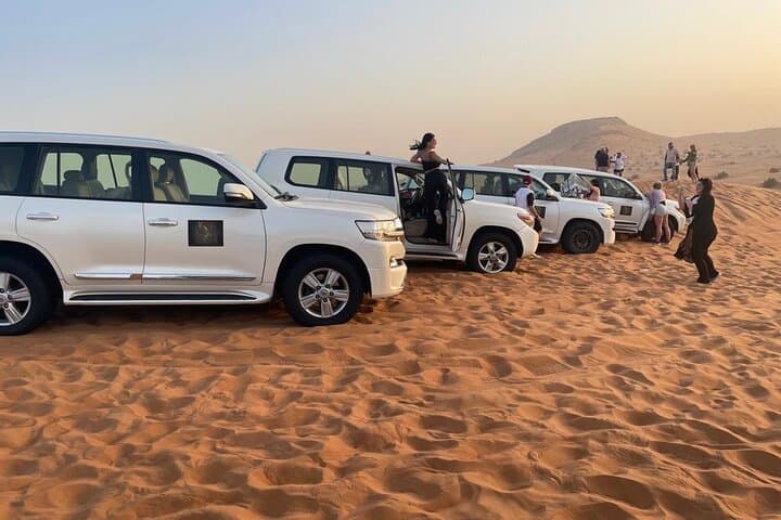 Red Dunes Lahbab Desert Safari with BBQ Dinner: Evening 4x4, Sunset & Desert Camp photo 3