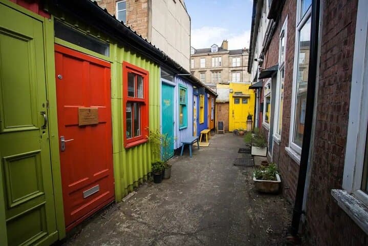 Private Day Tour from Greenock to Stirling Castle, Culross & Glasgow photo 6
