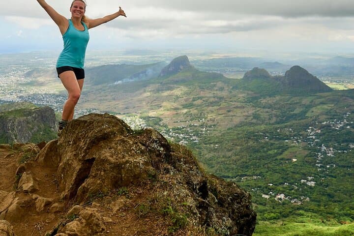 Lion Mountain Full-Day Hike: Turquoise Lagon Views & Mauritian Village Lunch photo 5