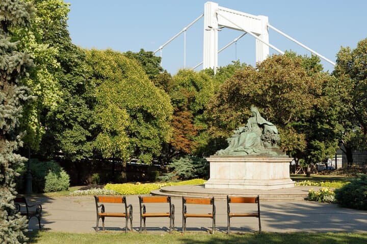Budapest Paranormal Detective Self-Guided City Puzzle Quest