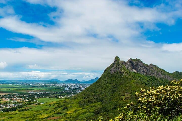 Le Pouce Mountain Full-Day Hike: Summit Trek with Lunch & Transfer photo 6