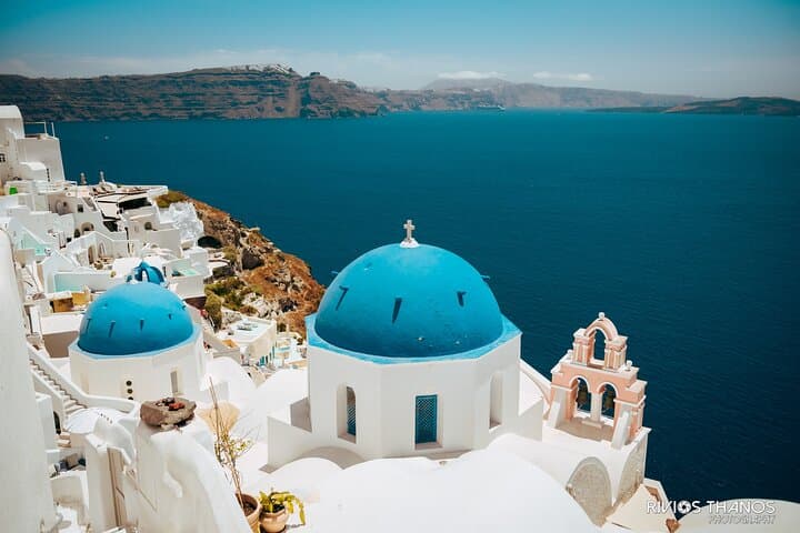 Santorini Panoramic Tour: Oia Views, Black Beach & Cave Wine Tasting photo 2