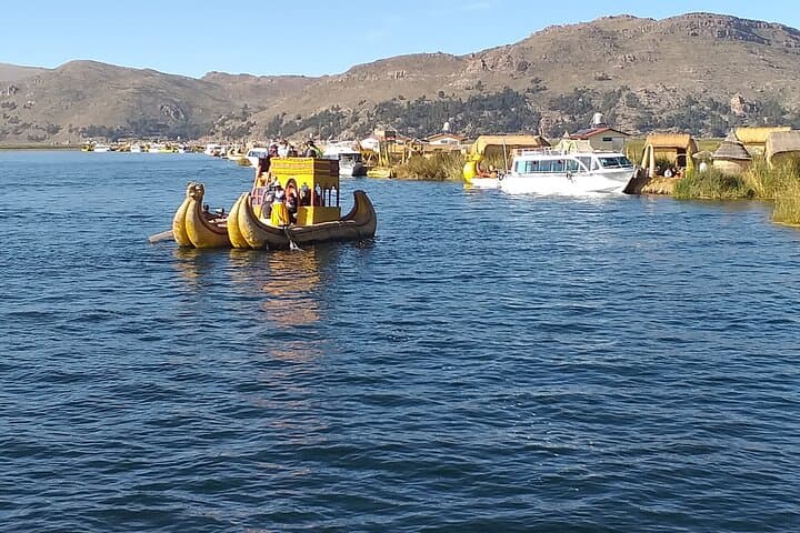 Lake Titicaca & Uros Islands: 2-Day Cultural Tour from Cusco to Puno