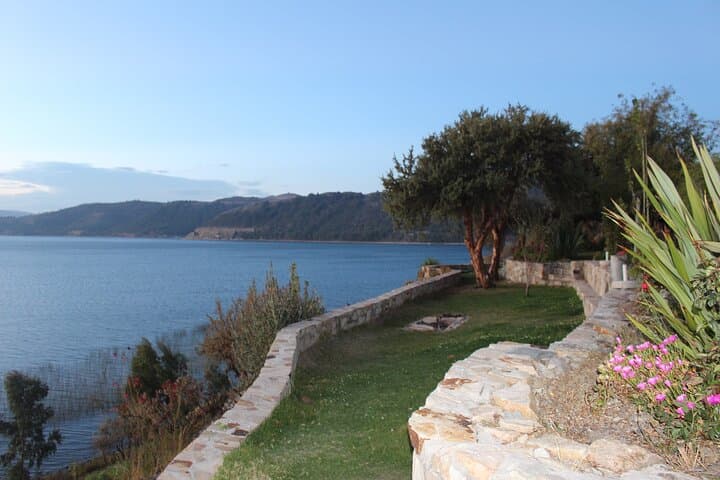 Lake Titicaca & Uros Islands: 2-Day Cultural Tour from Cusco to Puno photo 4