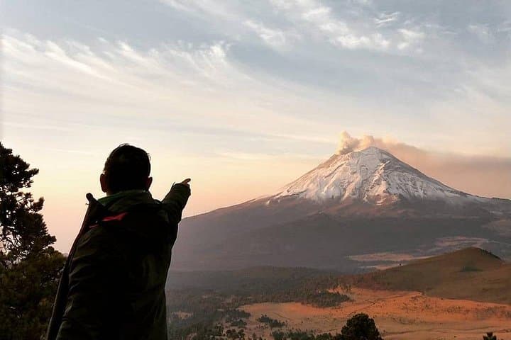 Iztaccihuatl Volcano Hike from Mexico City: Izta-Popo Day Tour Guide photo 1
