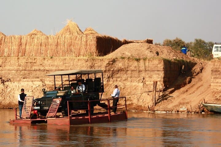 South Luangwa Guided 4x4 Safari with Lodging & Meals photo 5