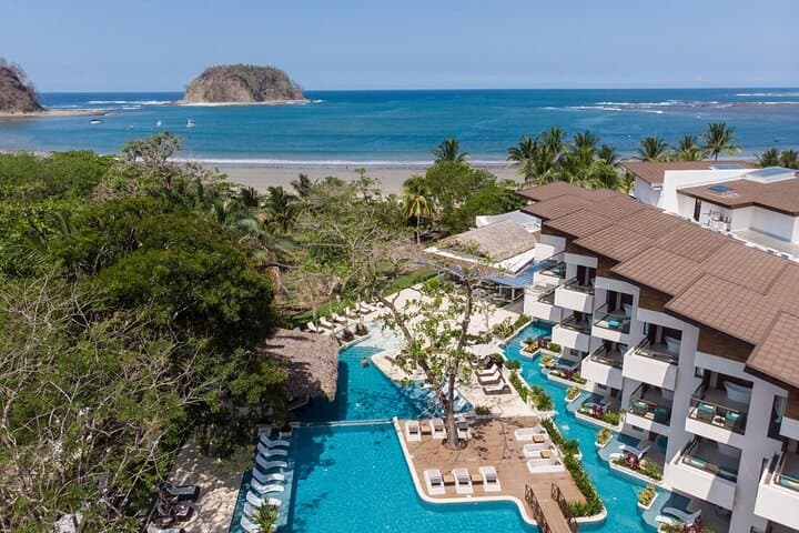 Private Shuttle from Liberia Airport to Azura Beach Resort (Sámara) — Costa Rica Transfer photo 6
