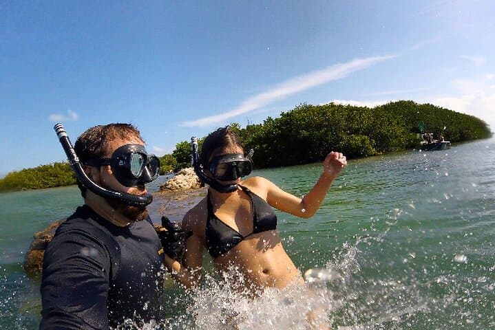 Private Biscayne Bay Day Trip from Miami — Snorkel Islands & Sandbar Charter photo 4