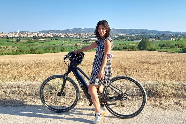 E-Bike Penedès Wine Tour from Barcelona: Vineyards, Cava & Tastings