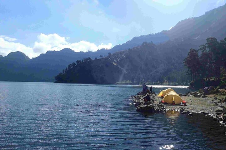3-Day Rinjani Trek: Summit, Segara Anak Lake & Hot Springs