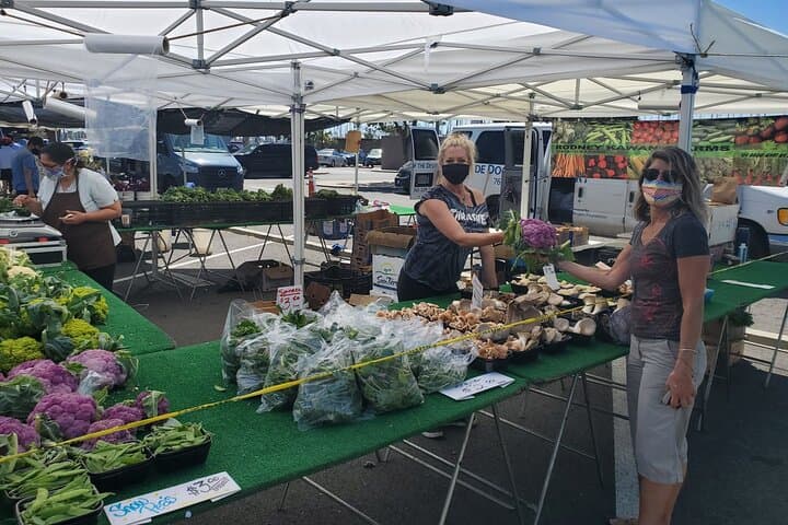 Private Farm-to-Table Cooking Class & Market Tour in Long Beach photo 3