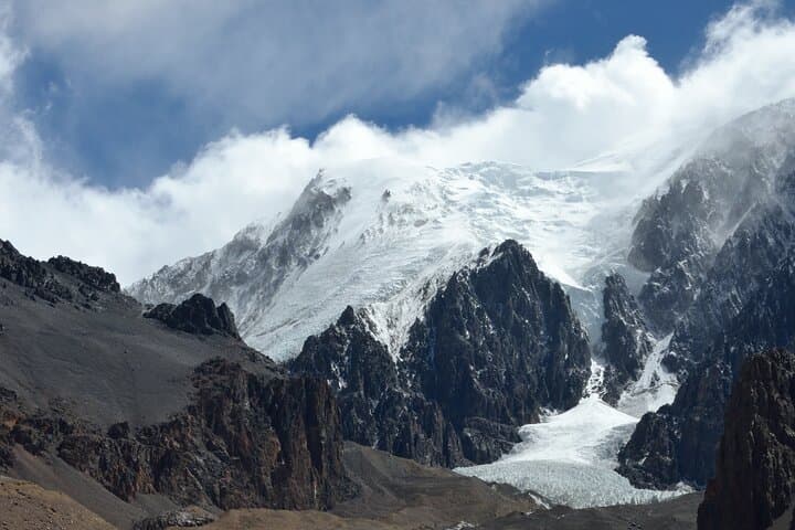 Trekking Arroyo Turquesa & Balcón de los Seismiles — 6-Day Mercedario Circuit photo 2