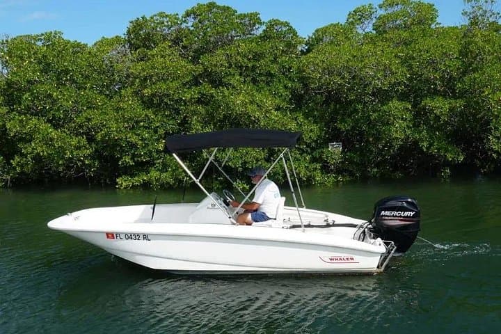 Key West Nautic Star 21ft Speed Boat Rental — Half-Day Sandbar & Bay Cruise photo 2