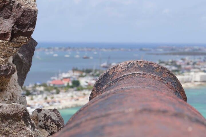 Cross-Border History Tour of St. Martin & St. Maarten — Small-Group 4-Hour Highlights photo 1