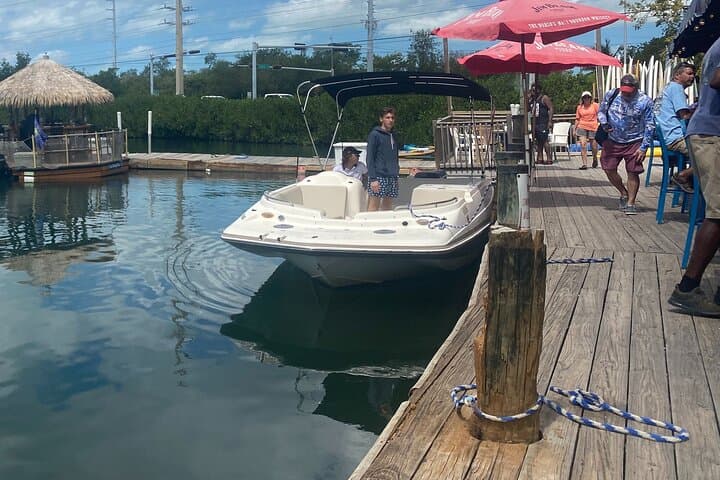 Private Speedboat Rental Miami: Biscayne Bay Day Cruise photo 2